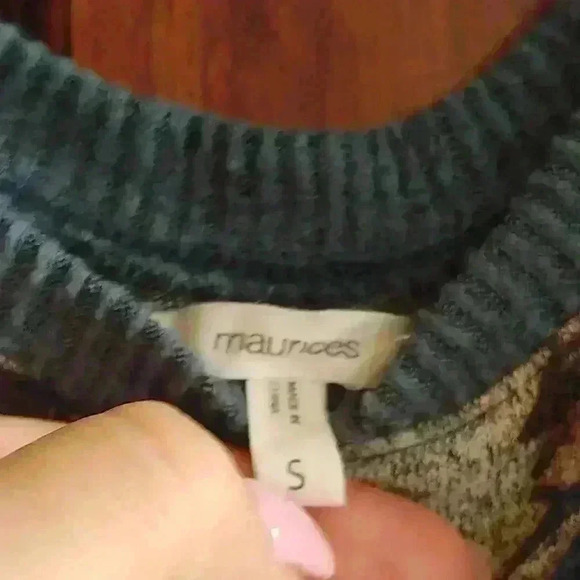 Maurices sweater. #0012A - Picture 5 of 5